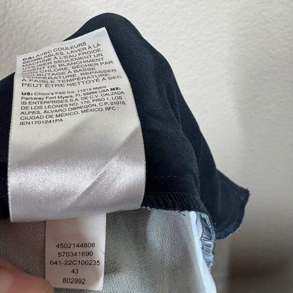 Chico's 3.5 / 18 Floral Wide Pants Black Elastic Waist Pull On Side Pocket - Picture 10 of 10